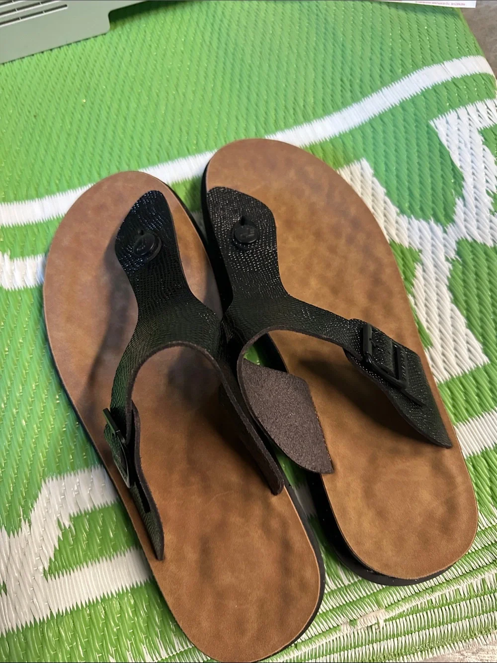 Men's Black Buckle Toe-Post Sandals